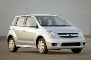 Scion xA 2006 года
